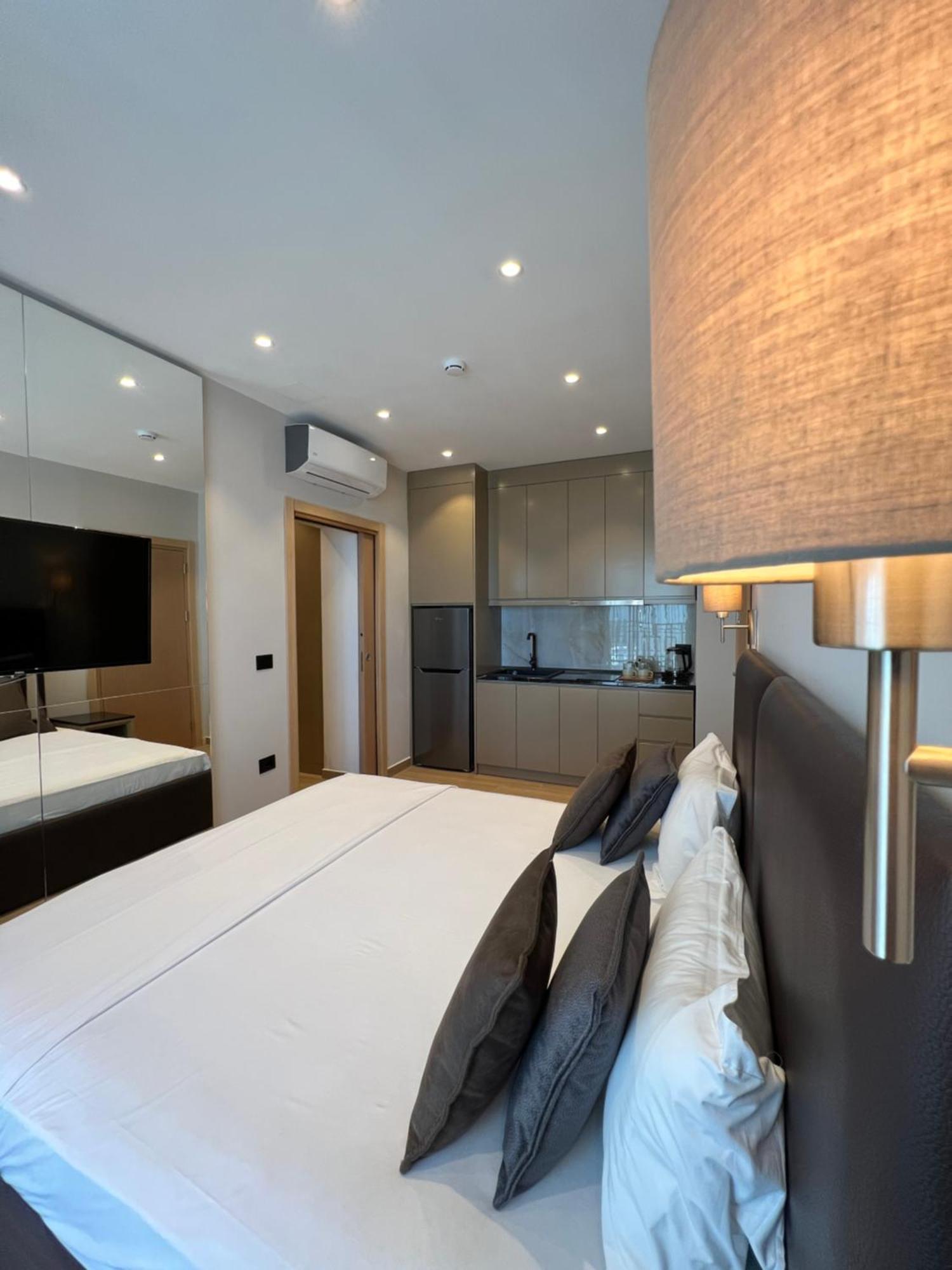 Coastline Luxury Apart Hotel Golem  Εξωτερικό φωτογραφία