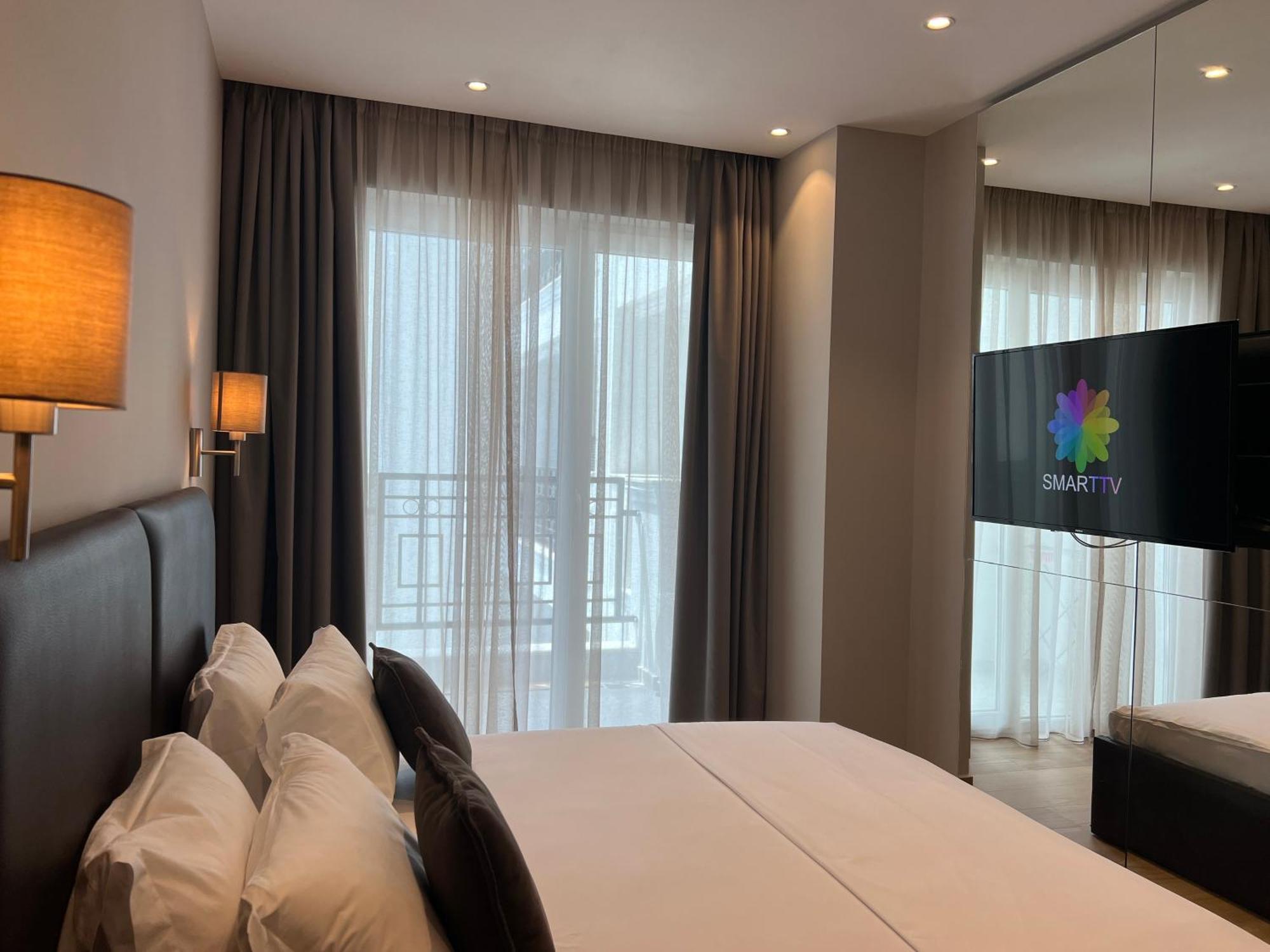 Coastline Luxury Apart Hotel Golem  Εξωτερικό φωτογραφία