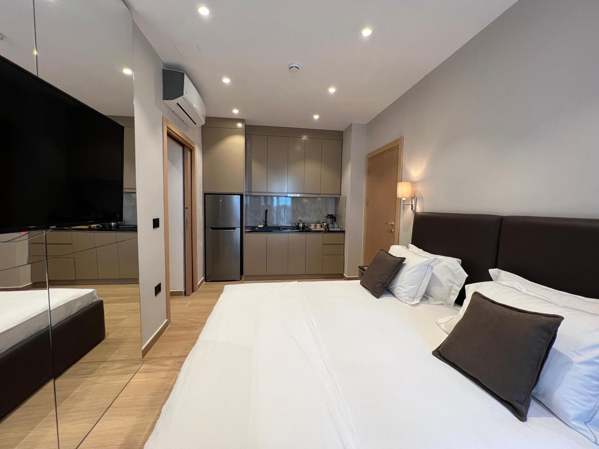 Coastline Luxury Apart Hotel Golem  Εξωτερικό φωτογραφία