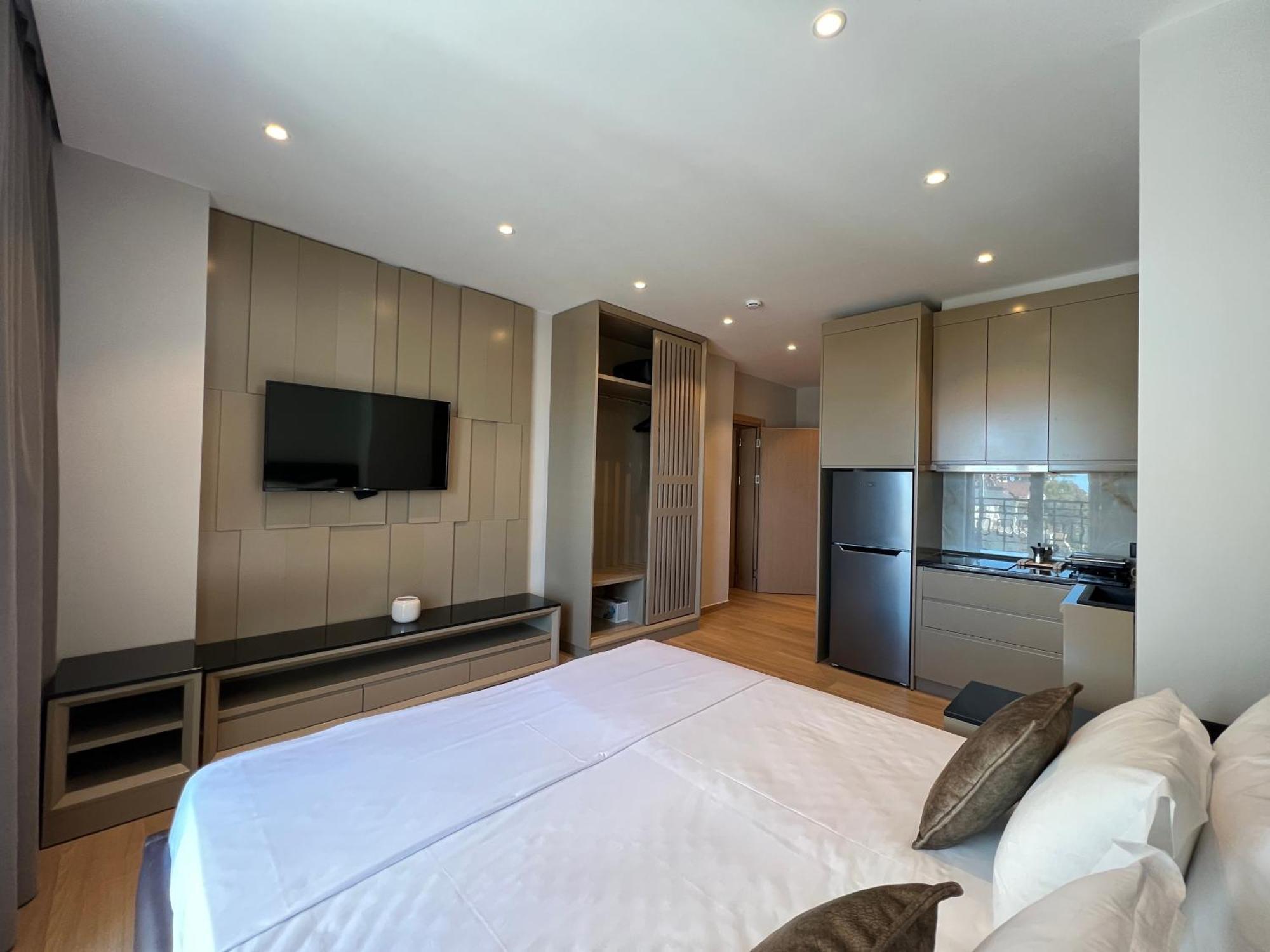 Coastline Luxury Apart Hotel Golem  Εξωτερικό φωτογραφία