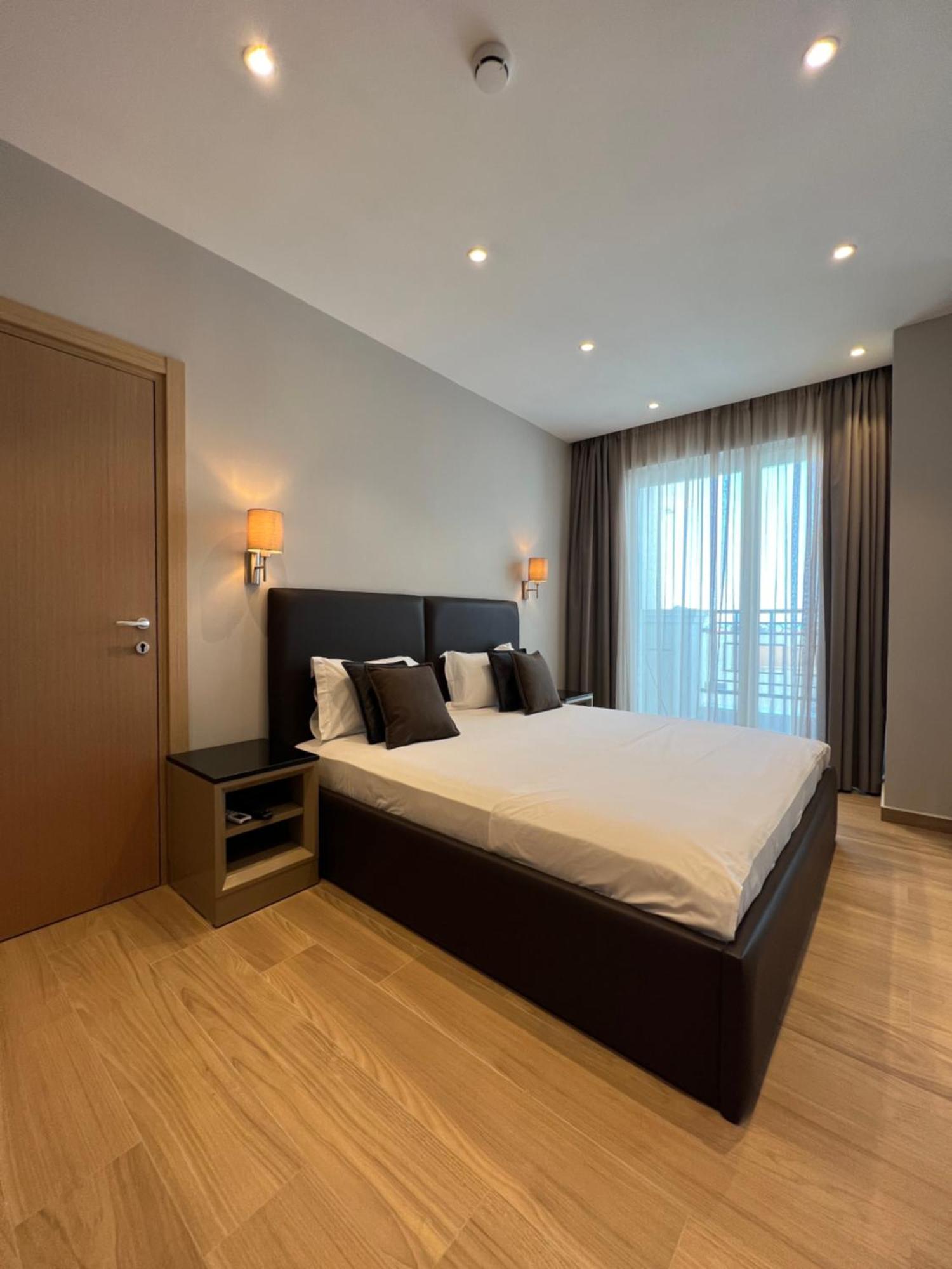Coastline Luxury Apart Hotel Golem  Εξωτερικό φωτογραφία