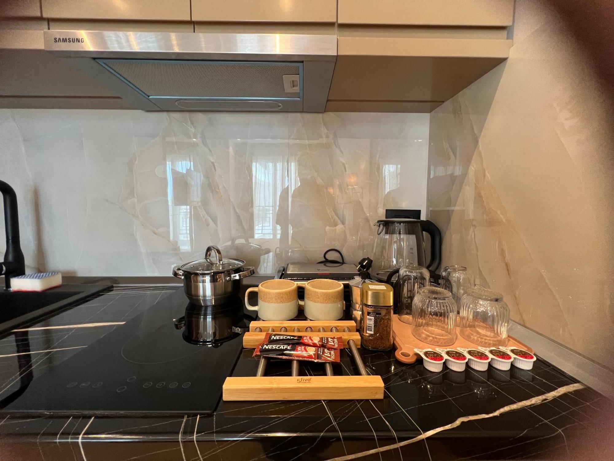 Coastline Luxury Apart Hotel Golem  Εξωτερικό φωτογραφία