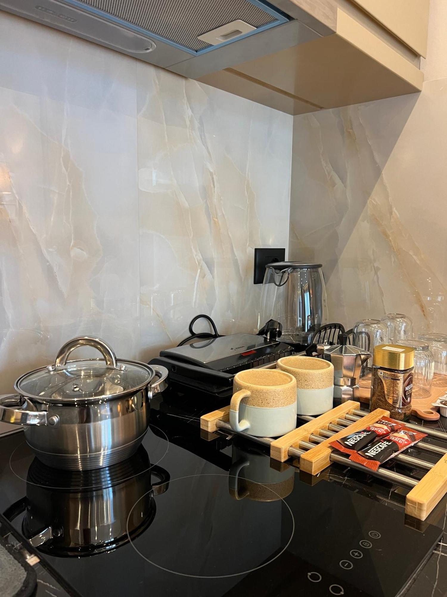 Coastline Luxury Apart Hotel Golem  Εξωτερικό φωτογραφία