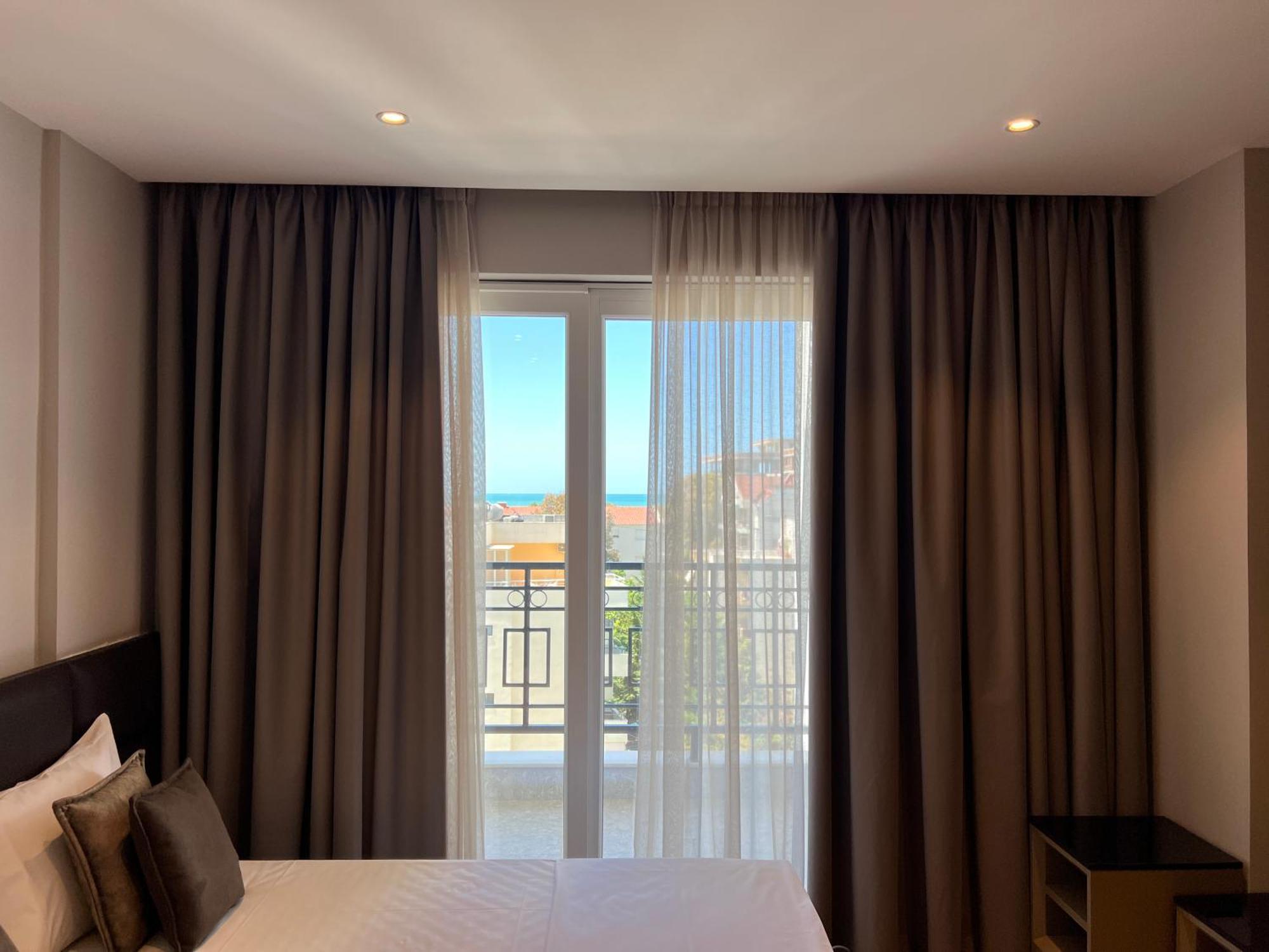 Coastline Luxury Apart Hotel Golem  Εξωτερικό φωτογραφία