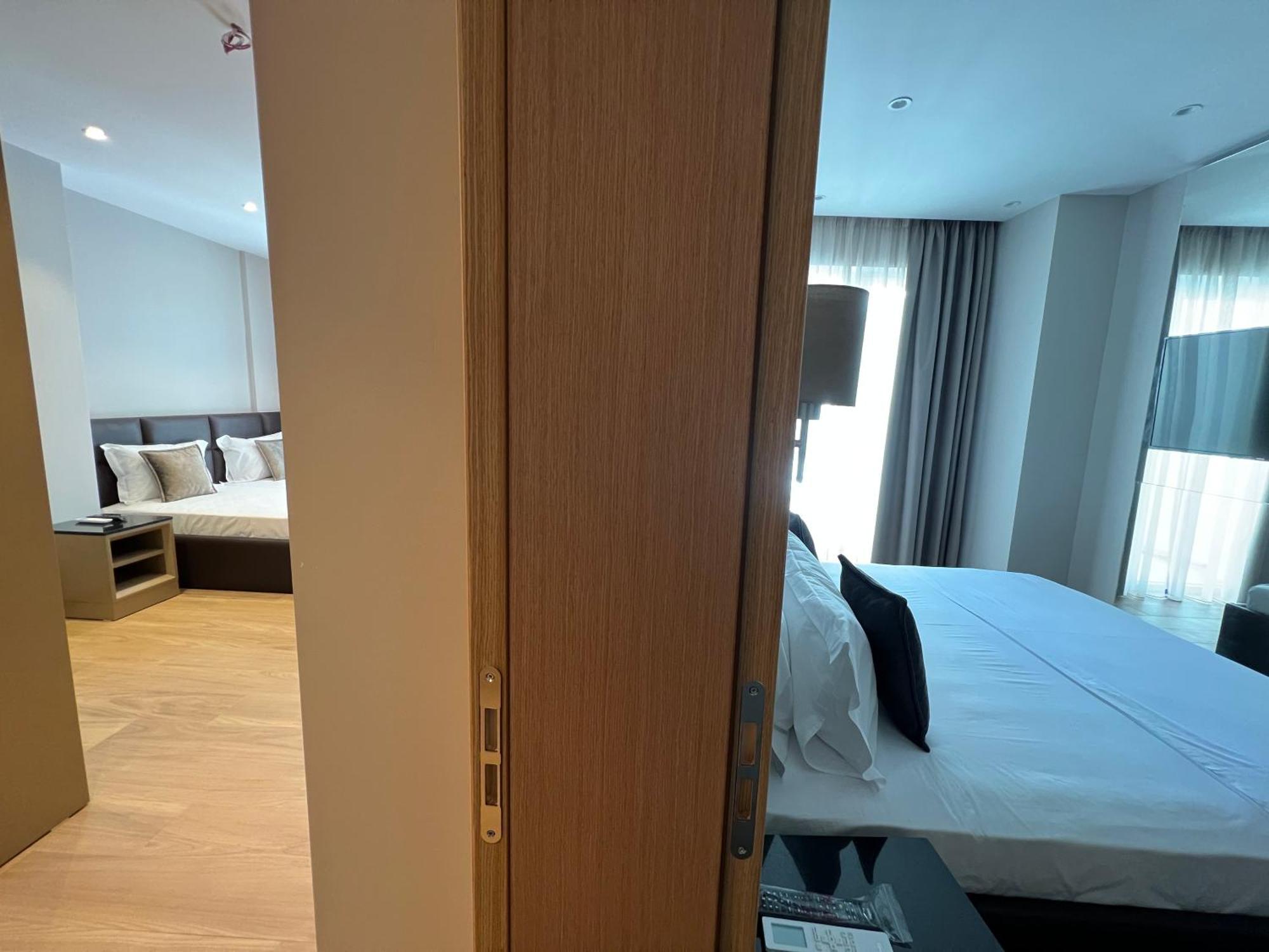 Coastline Luxury Apart Hotel Golem  Εξωτερικό φωτογραφία