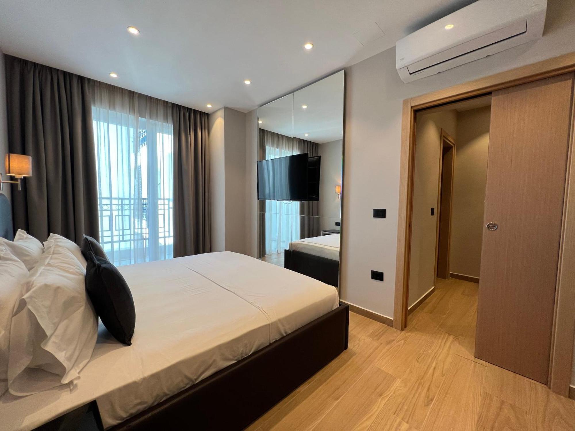 Coastline Luxury Apart Hotel Golem  Εξωτερικό φωτογραφία